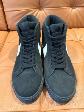 NIKE SB ZOOM BLAZER MID SKATE SHOES